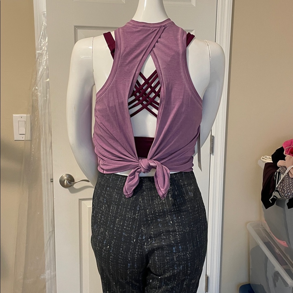 Lululemon ALL TIED UP TANK SIZE 4 NWT rustic lavender - Picture 7 of 11